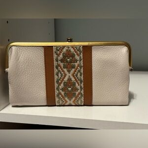 Hobo Lauren Clutch wallet